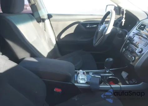 2013 Nissan Altima 2.5 S z USA, uszkodzony, nr VIN 1N4AL3AP7DN572531